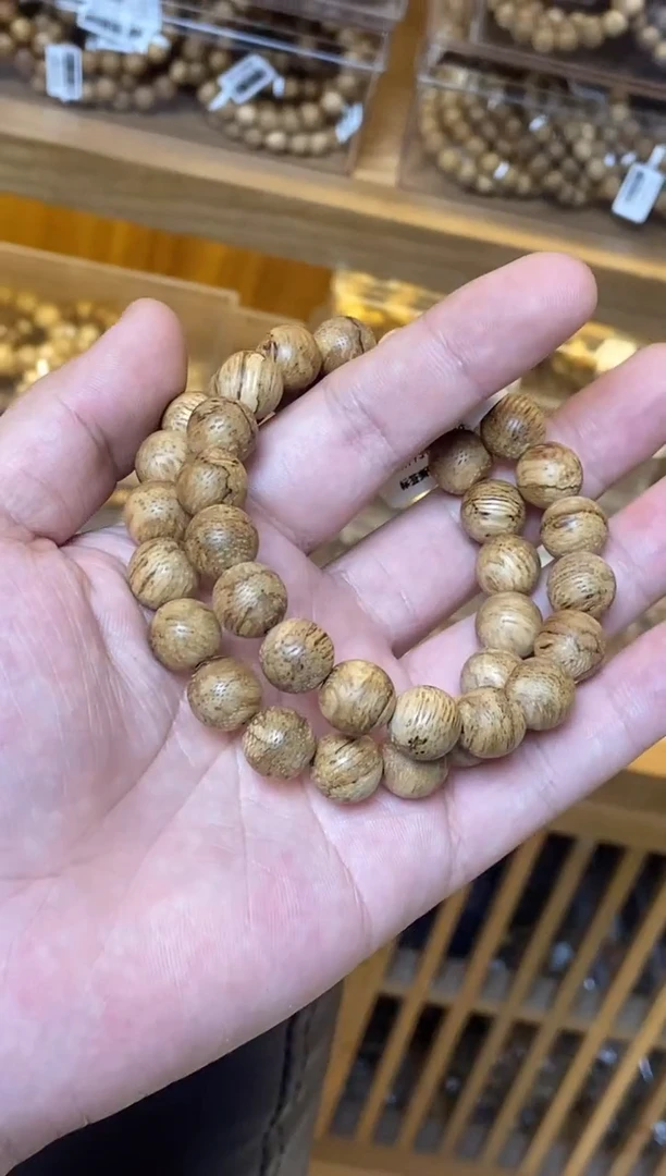 沉香手串斯里兰卡圆珠单圈1.1虎斑虫漏多样性发其一