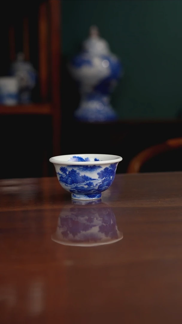 晓月柴窑 山水压手杯