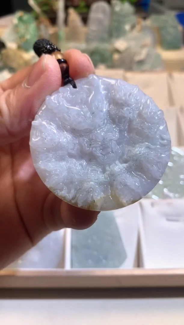 【闪购商品】翡翠颈饰未镶嵌02/11/261