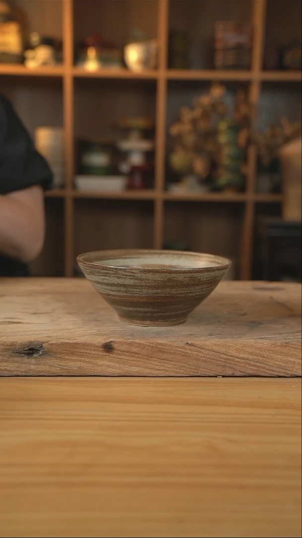 岁月风情的7英寸斗笠碗