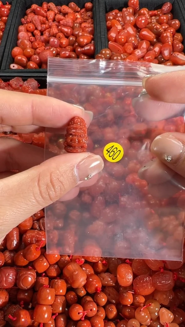 【闪购商品】南红玛瑙颈饰未镶嵌1