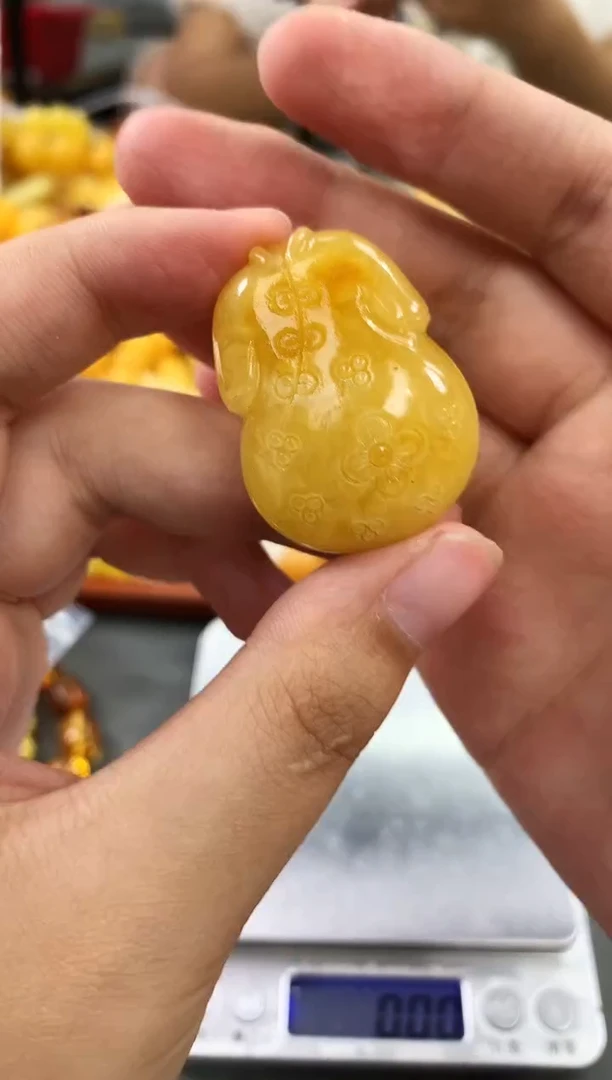 未镶嵌琥珀珠宝奇石222