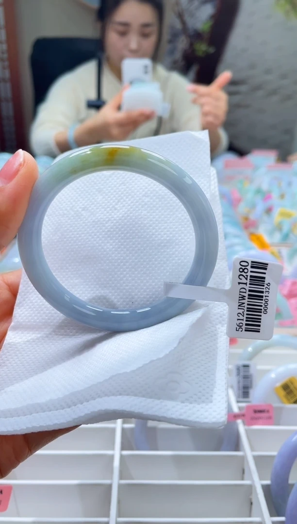 未镶嵌手镯翡翠028-56.5