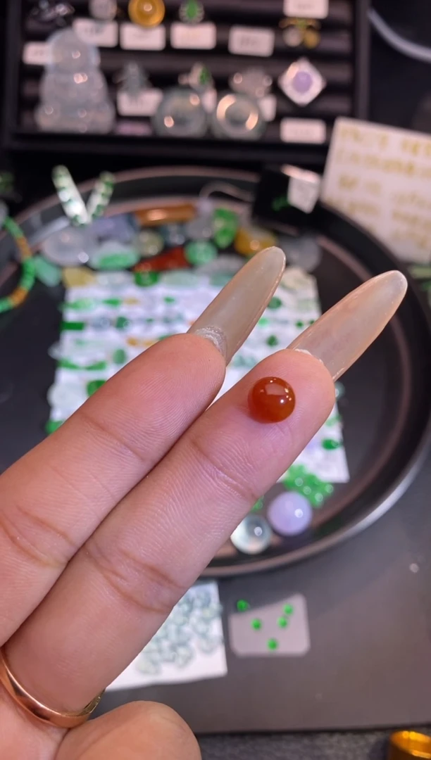 【闪购商品】翡翠挂件未镶嵌蛋