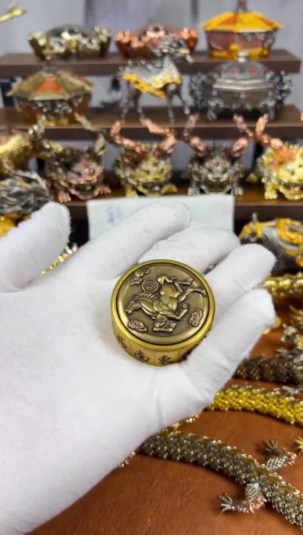 马上胡黄铜摆件转转