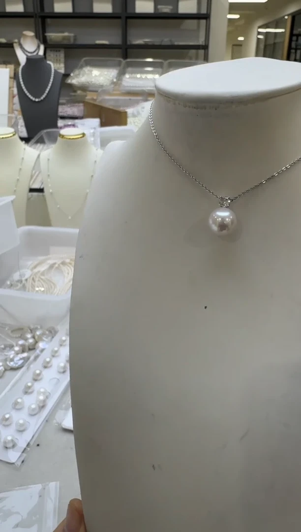 淡水珍珠银S925镶嵌吊坠(赠链)11-12mm 王妃扣