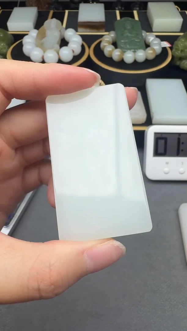 和田玉未镶嵌颈饰1