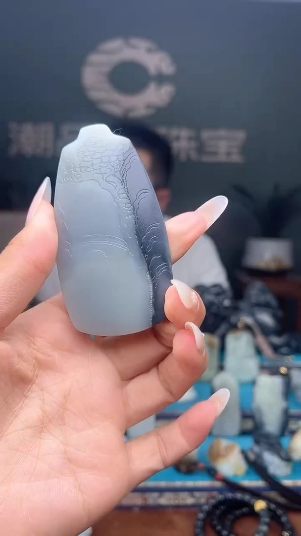 未镶嵌和田玉挂件1