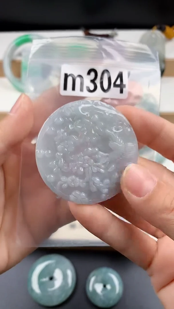 颈饰未镶嵌翡翠天然翡翠吊坠挂件