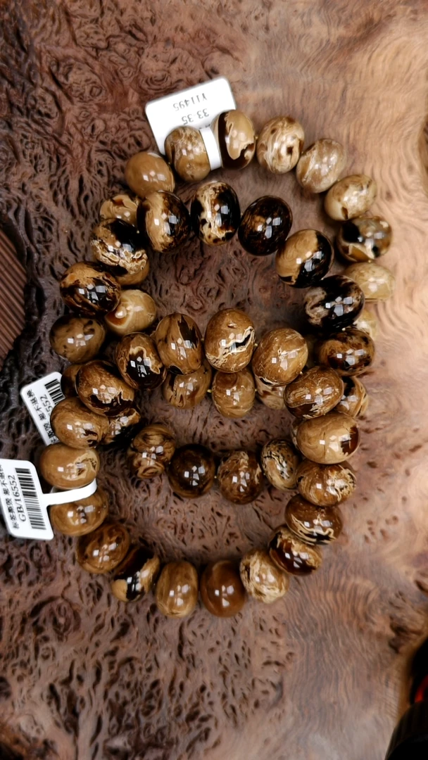 裸石琥珀未镶嵌多样性发货，假一赔4