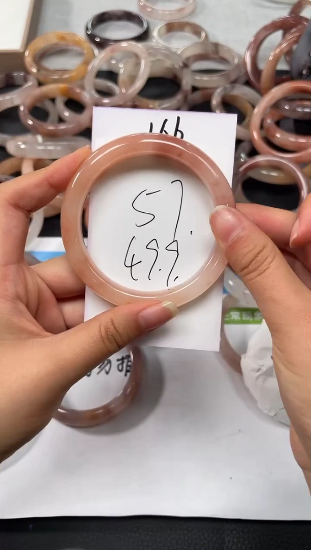 未镶嵌手镯石英质玉166