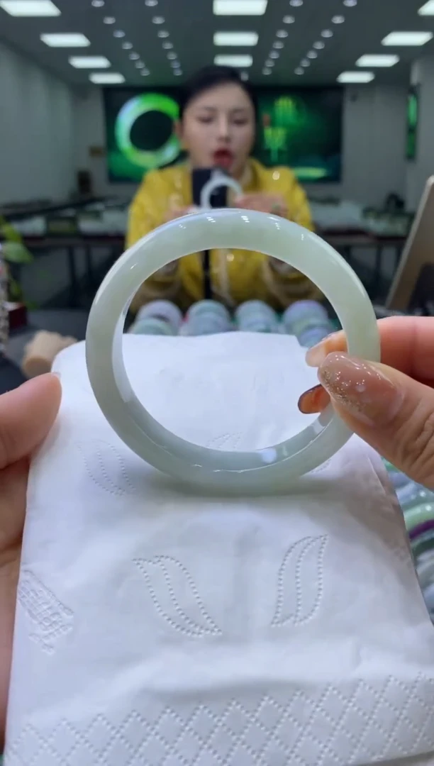 未镶嵌手镯翡翠00005451