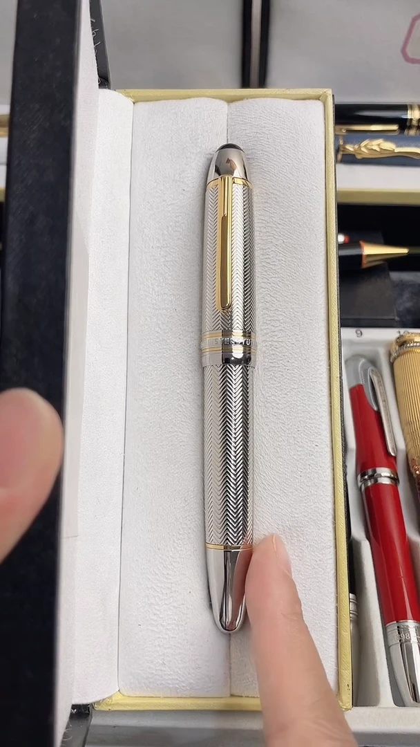 便携式高*国AAAA999999