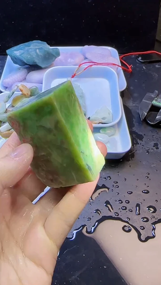 颈饰未镶嵌翡翠15