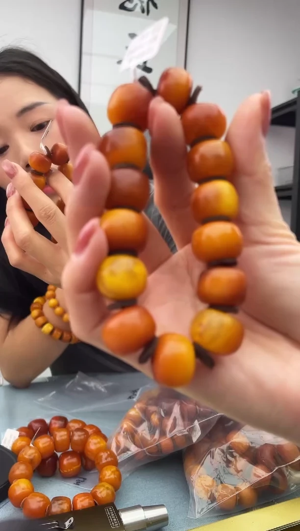 未镶嵌蜜蜡珠宝奇石假一罚十，032微瑕多样性发一件