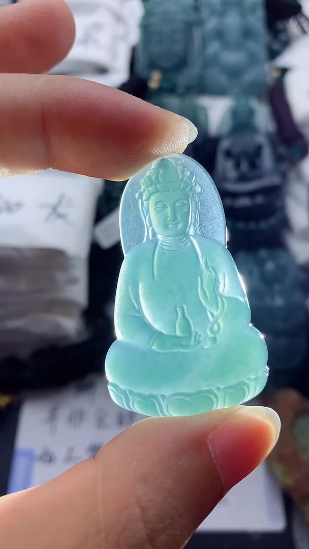 翡翠未镶嵌颈饰8888888888