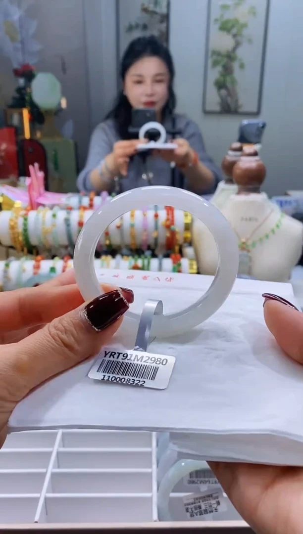 未镶嵌手镯翡翠67号贵妃53.6/5152正/短47.5/12.2*7.8