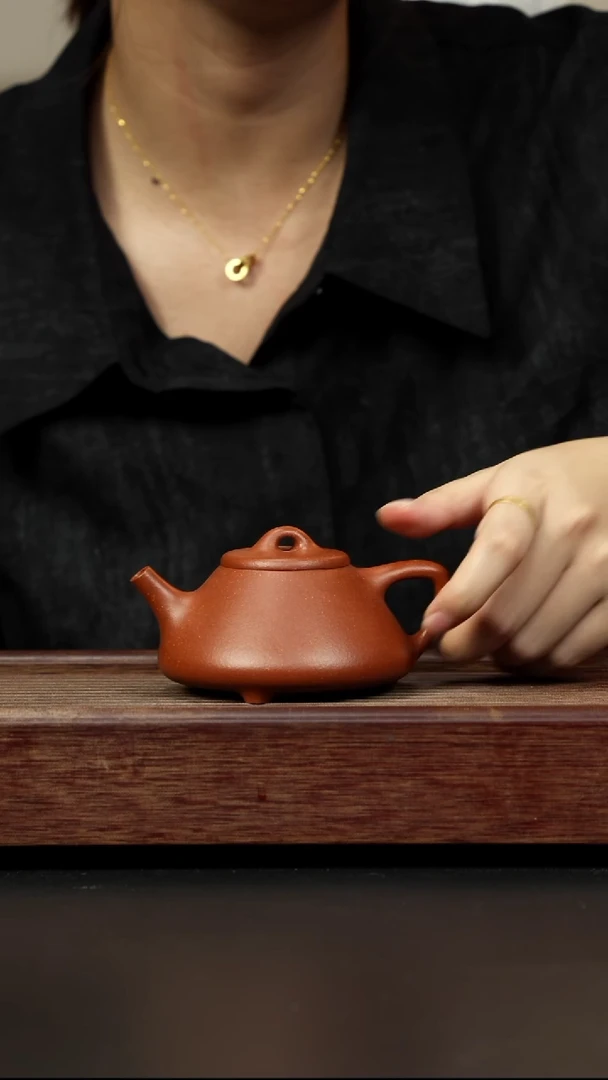 紫砂茶壶超矿标红降坡 子冶石瓢