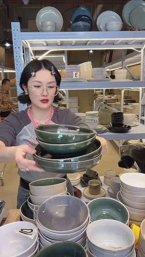 瓷54外贸尾货高温釉下彩陶瓷餐具默认微瑕