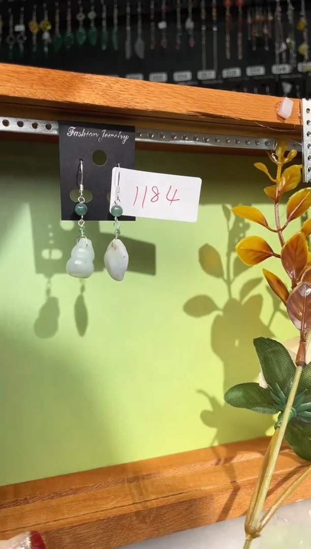 【闪购商品】紫晶耳饰银S925镶嵌喜欢拍