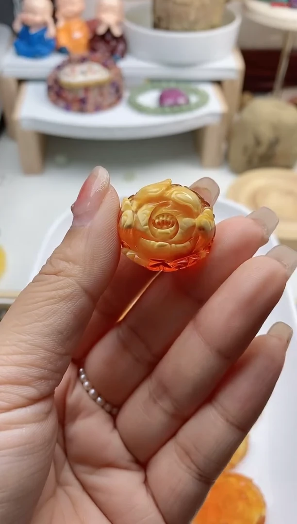 【闪购商品】蜜蜡吊坠(不含链)未镶嵌180一个花