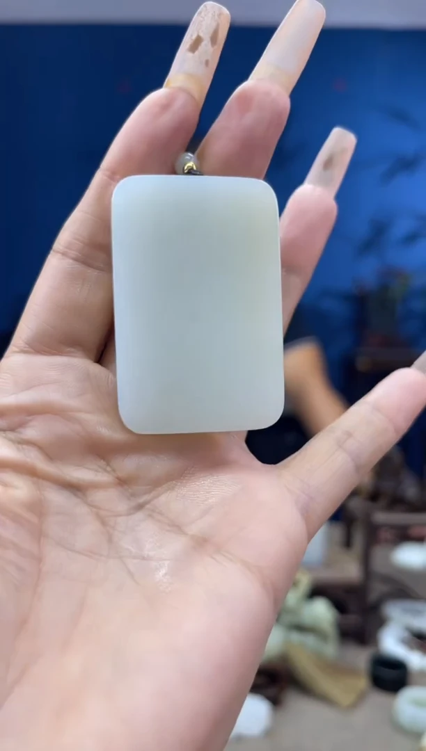 和田玉未镶嵌颈饰1