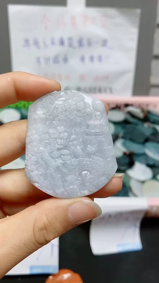 【闪购商品】翡翠颈饰未镶嵌天然翡翠A货