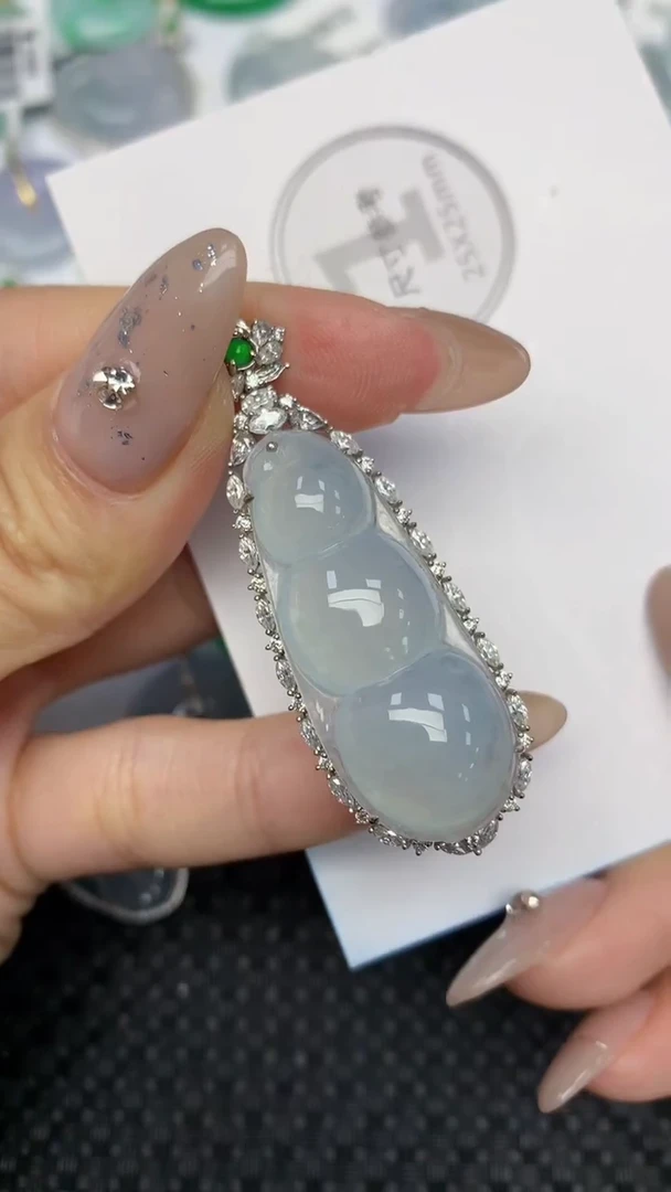 颈饰18K金镶嵌翡翠天然缅甸翡翠a货百元以上9元证书费自理