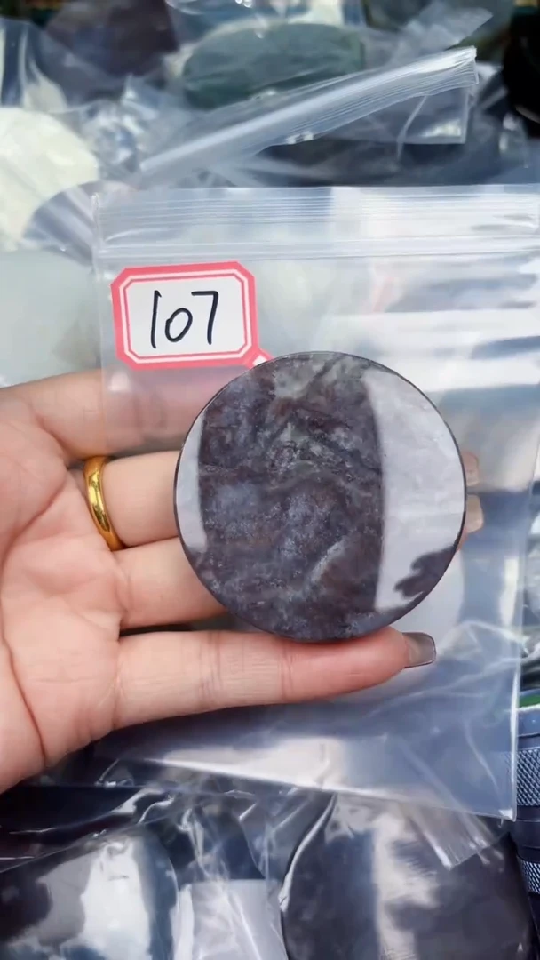 颈饰未镶嵌和田玉和田玉