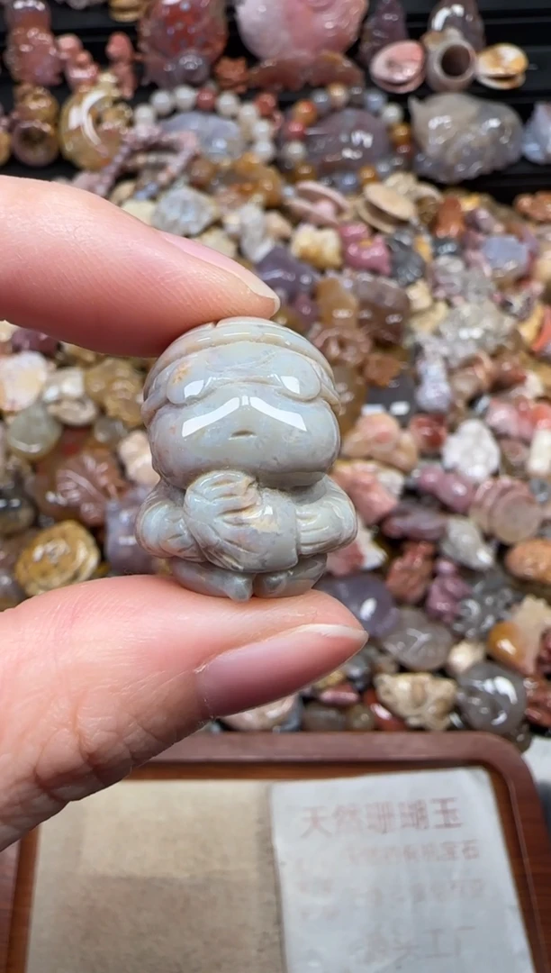 颈饰未镶嵌硅化珊瑚（珊瑚玉）774