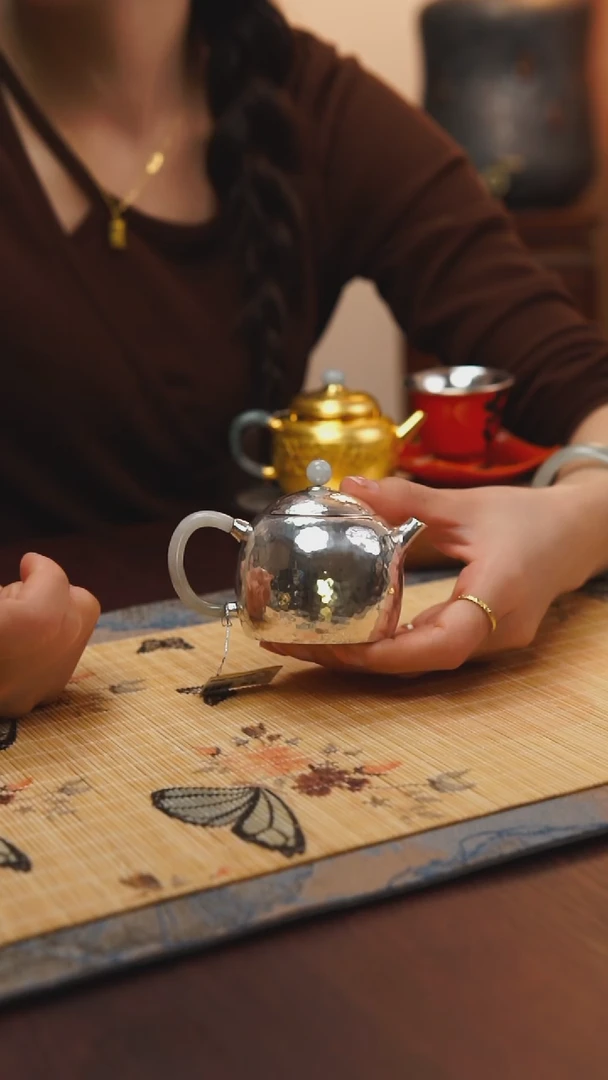 古悦足银999泡茶壶