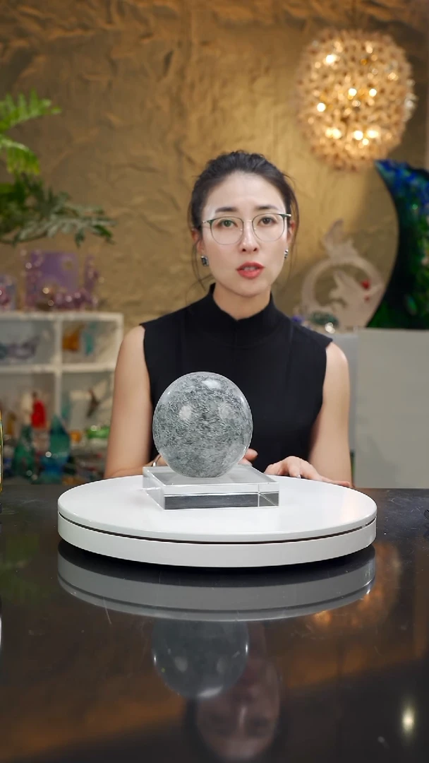 手工艺品琉璃福利设计款月球摆件