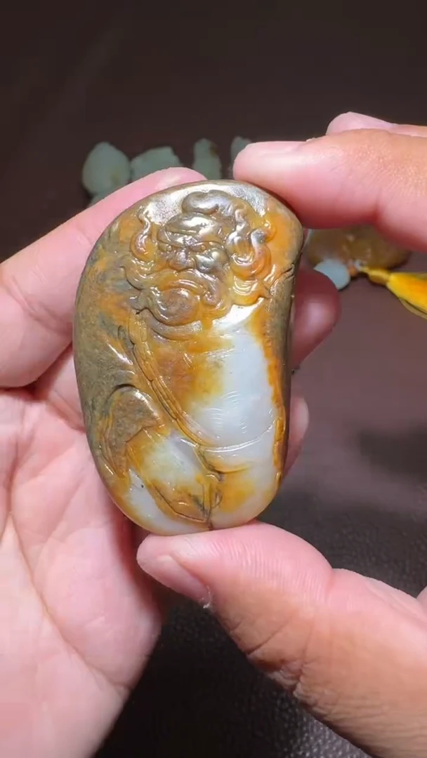 未镶嵌和田玉挂件和田玉