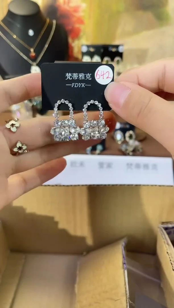 铜合金锆石合金时尚饰品  梵642