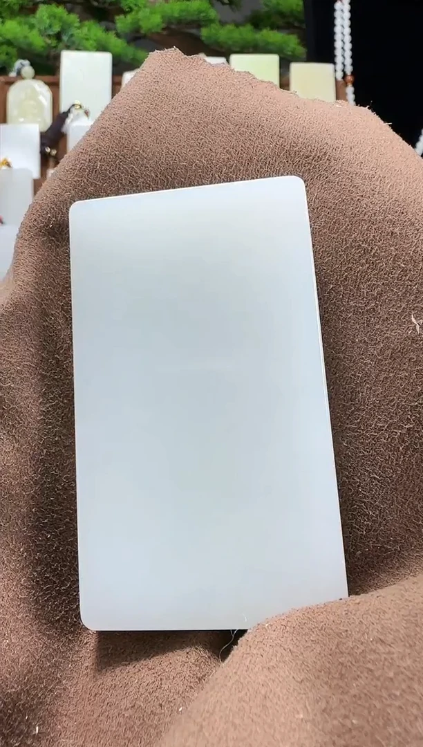 吊坠(赠链)未镶嵌和田玉HL8847无事牌多样性发货发其一