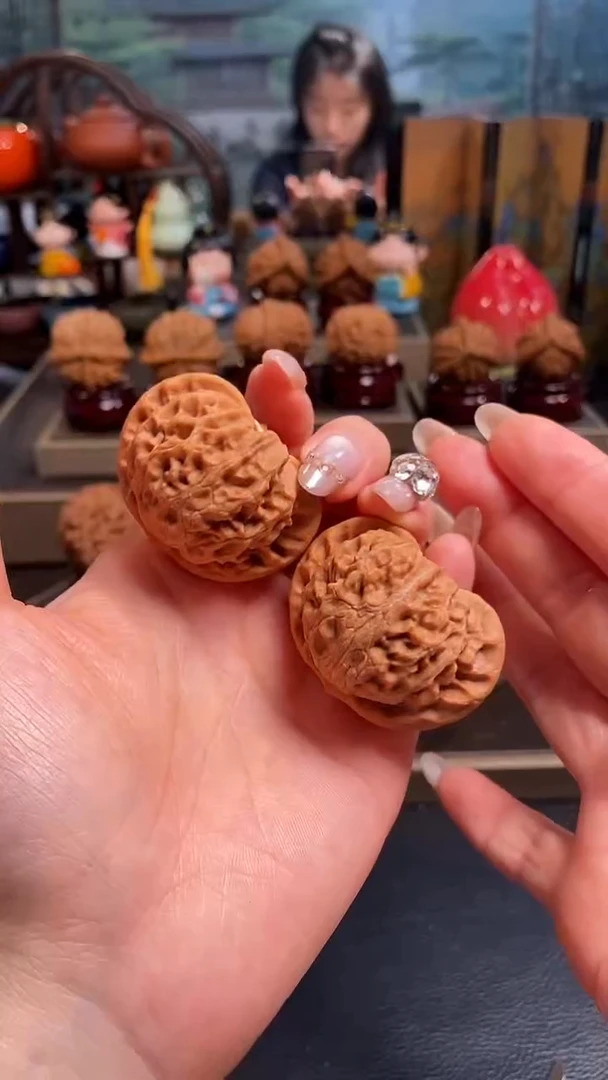 【闪购商品】文玩核桃吊坠D109宫灯43