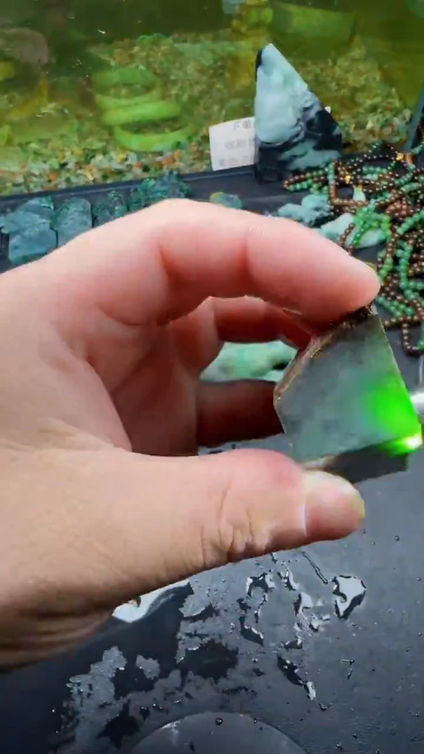 【闪购商品】翡翠颈饰未镶嵌146天然翡翠