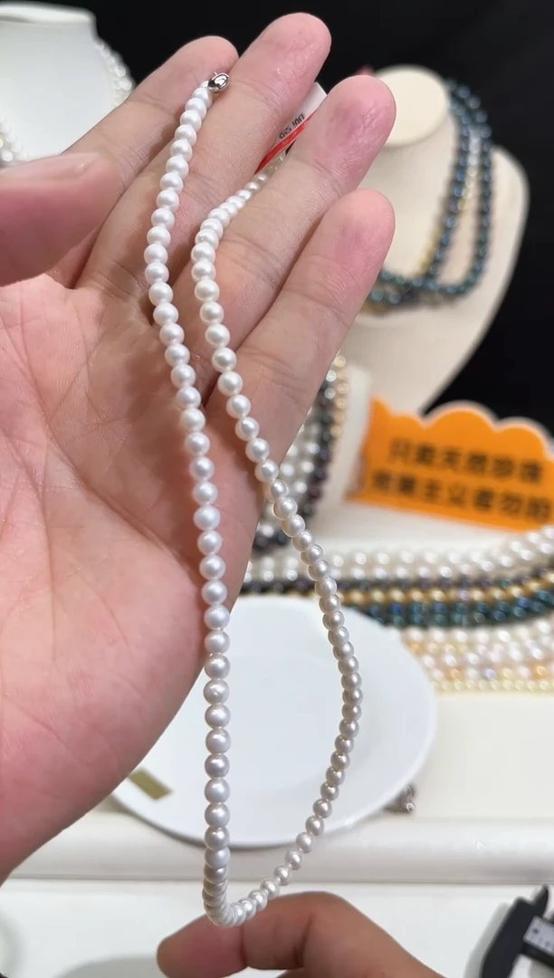 颈饰未镶嵌淡水珍珠彩赁珠项链