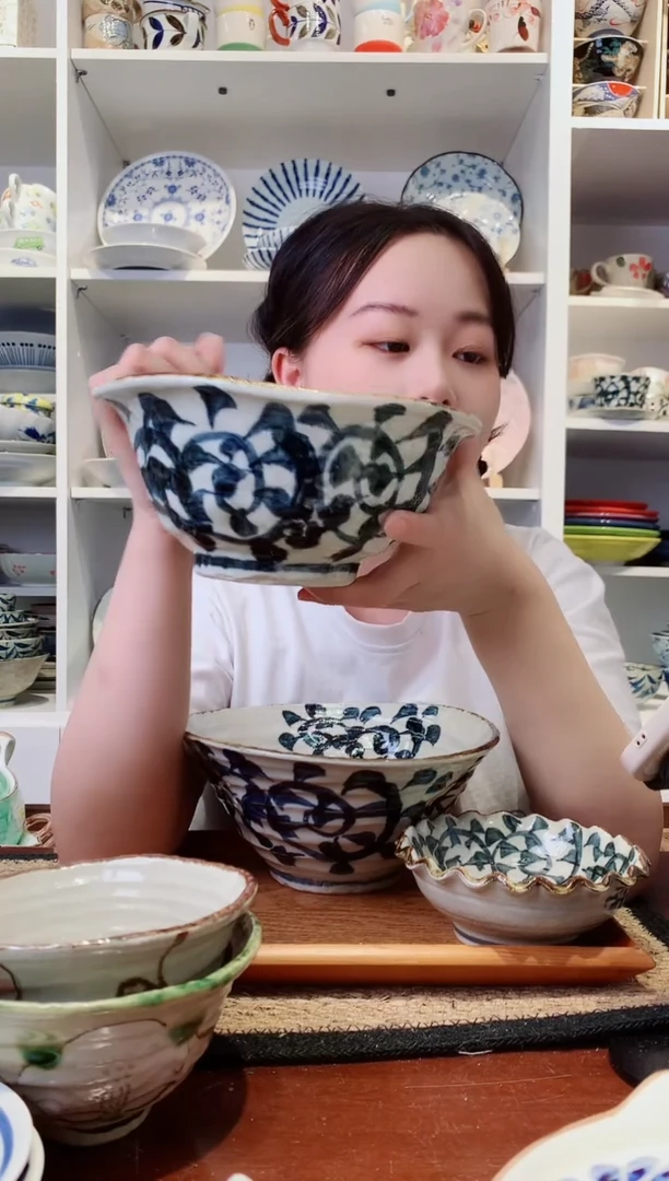 陶瓷章鱼唐草手捧钵