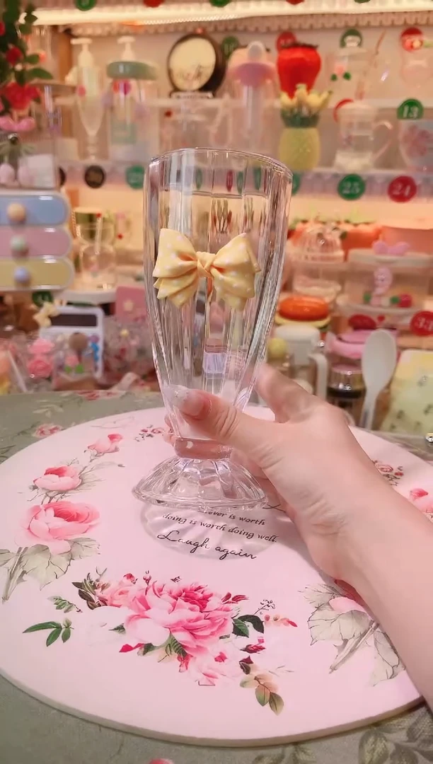 摆件品质好发货快放心拍！蝴蝶结果汁杯黄色