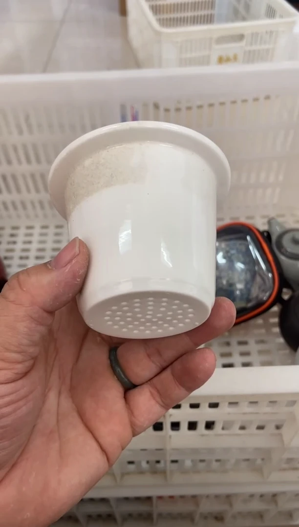 杯无运费险有瑕疵的摄影的产品有使用过的痕迹有点脏介意勿拍