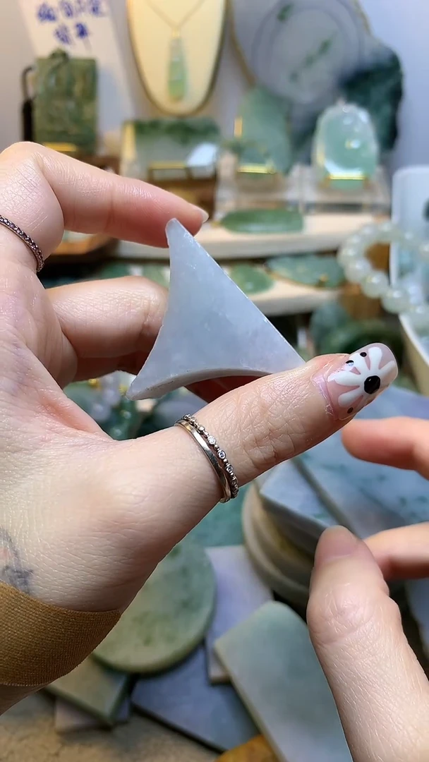 未镶嵌挂件翡翠 缅甸A货翡翠，没有运费险