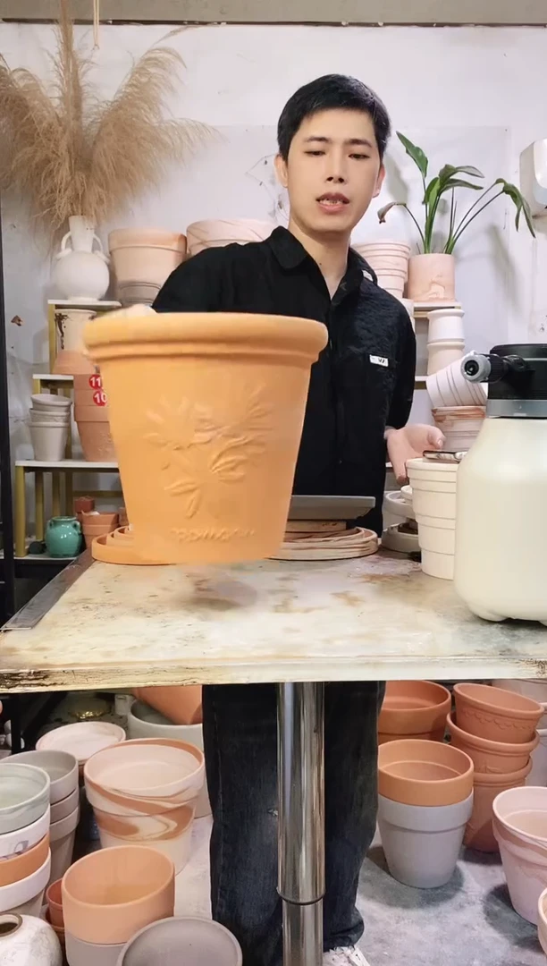 瑕疵无售后25*23红陶浮雕 1盆无托