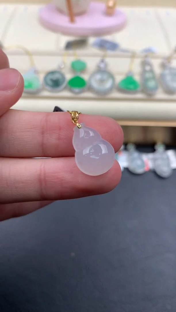 【闪购商品】翡翠颈饰18K金镶嵌D828