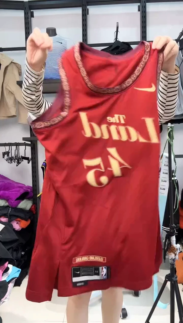 2758  编码  瑕疵直播间过款为准 尺码