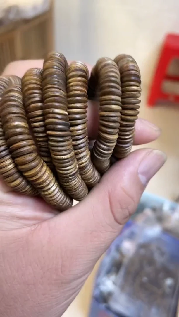 【闪购商品】沉香手串 达拉干片片珠随型红土沉多样性发其一