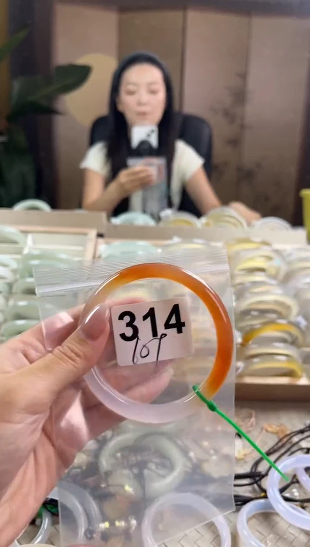 手镯玛瑙/玉髓未镶嵌314