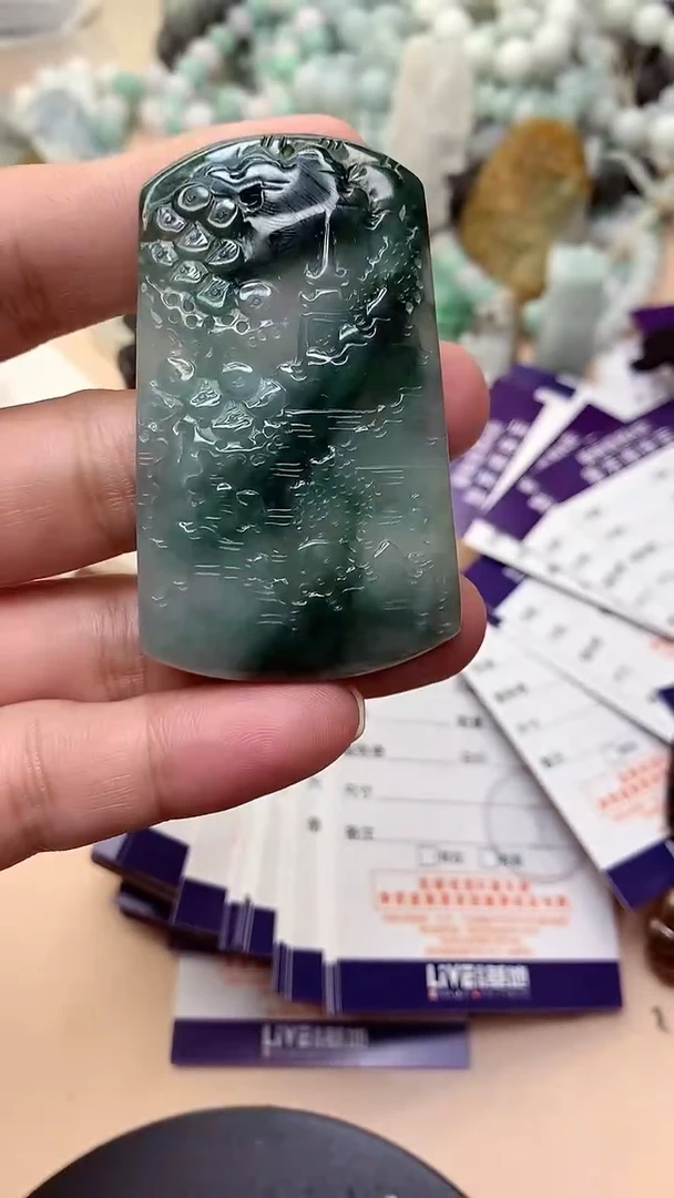 未镶嵌定制翡翠翡翠