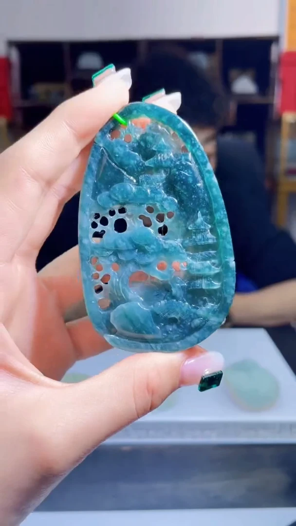 【闪购商品】翡翠吊坠(不含链)未镶嵌D13