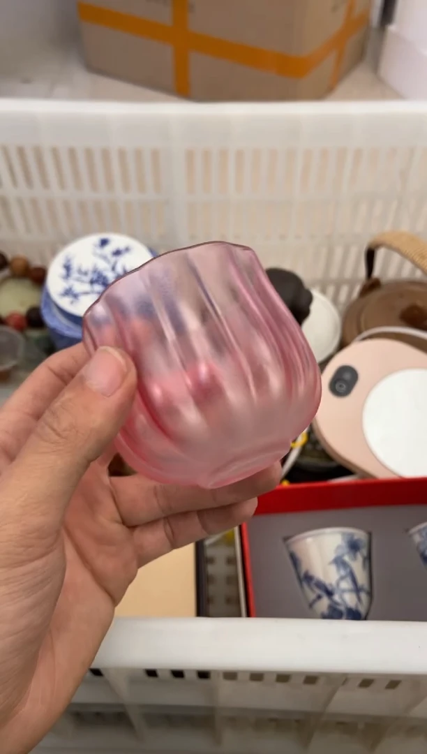 无运费险有瑕疵的摄影的产品有使用过的痕迹有点脏介意勿拍